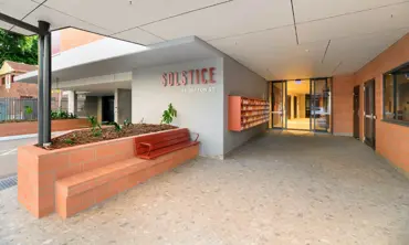 99 Sutton Street Image 3